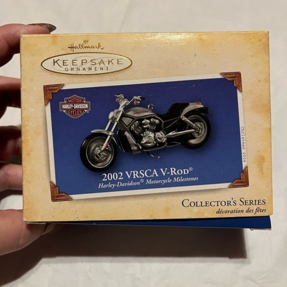 Hallmark Keepsake Ornament Harley Davidson 2002 VRSCA V-Rod Collector’s Series